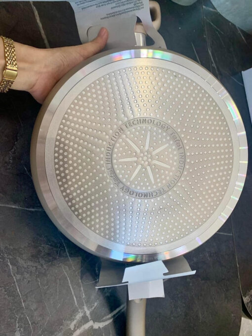 z5104705968094_cf23cc2c7e0889d5e8a4e1296c904ff7